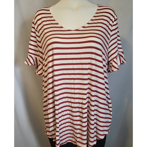 Green Envelope Size 2X Red & White Stripes Short Sleeve Relaxed Fit NWOT - Picture 1 of 7
